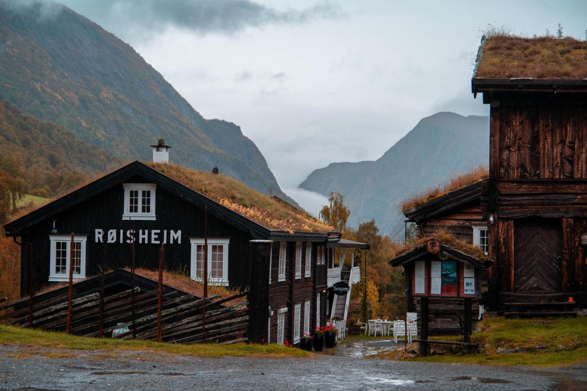 Roisheim & Skysstasjon * Лом